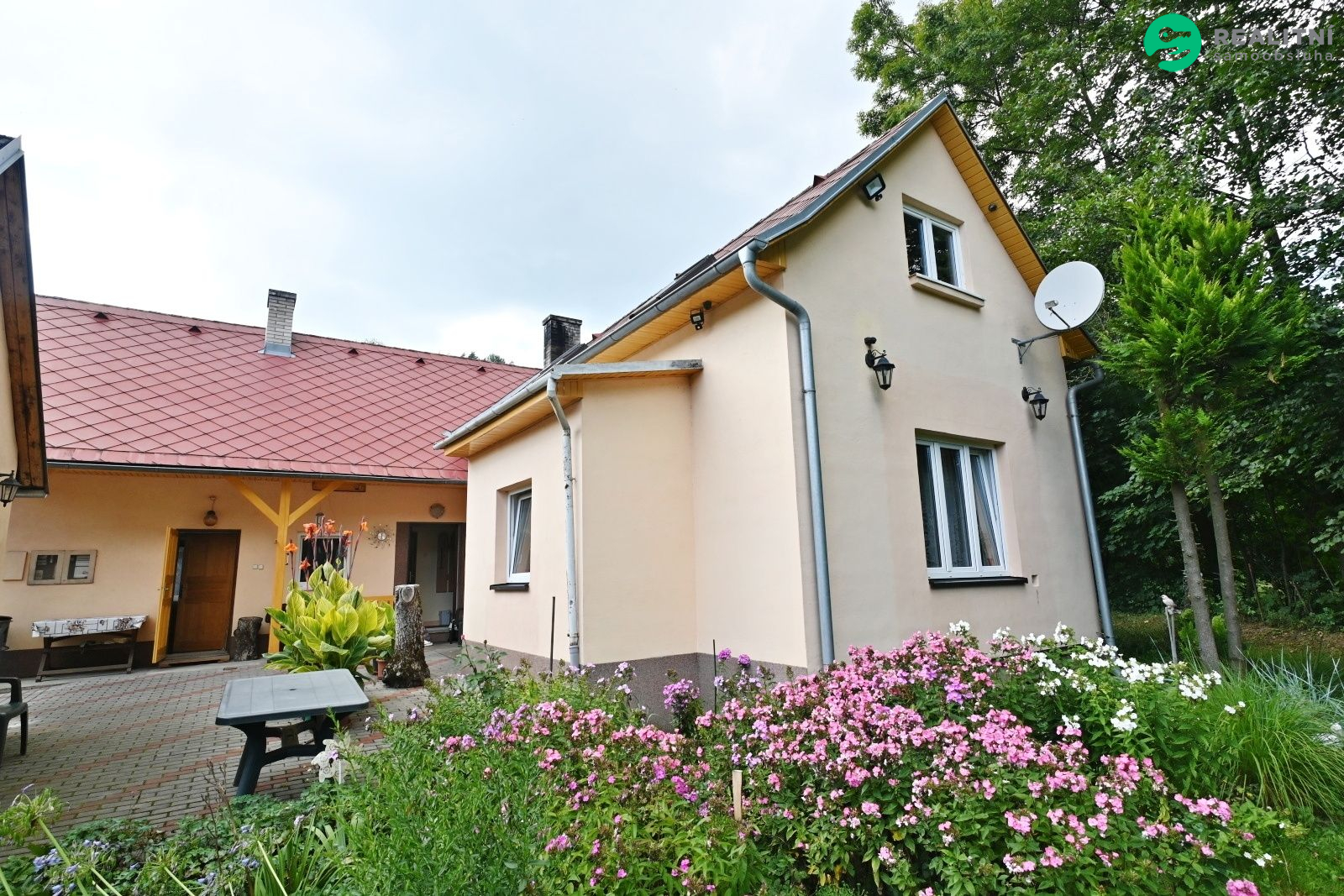 Prodej rodinného domu 172 m2, pozemek 3 735 m2 - obrázek č.26