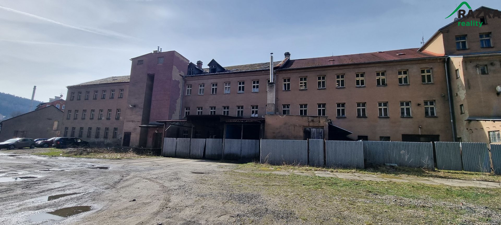 budova_byvale_textilni_tovarny_kraslice