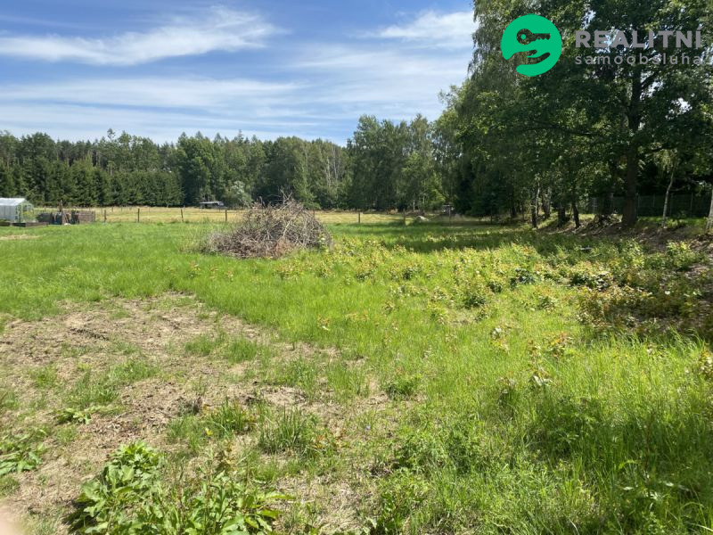 prodej_stavebniho_pozemku_1735 m²___horni_nemojov