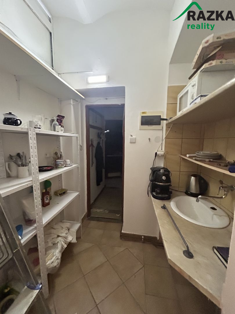 Prodej nebytového prostoru v centru Mariánských Lázní - obrázek č.4