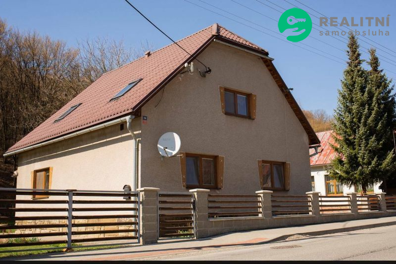 Prodej rodinného domu 124 m², pozemek 2324 m² Valašská Senice - obrázek č.2