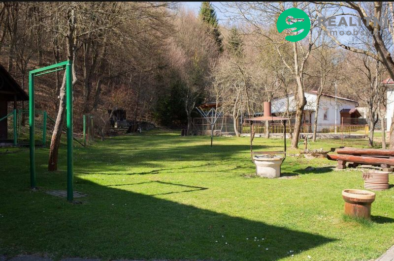 Prodej rodinného domu 124 m², pozemek 2324 m² Valašská Senice - obrázek č.4