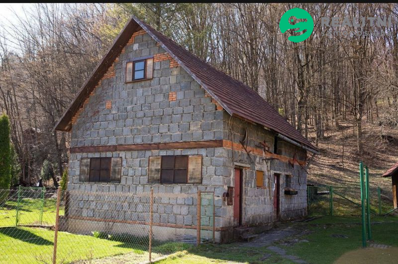 Prodej rodinného domu 124 m², pozemek 2324 m² Valašská Senice - obrázek č.7