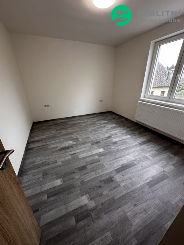 Prodej zrekonstruovaného bytu 3+kk, 68 m² – Dolní Dobrouč - obrázek č.6