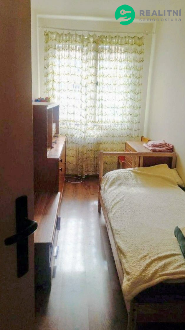 Byt 3+1 63 m2 osobní vlastnictví, Chrudim, klidné místo, cihla - obrázek č.3