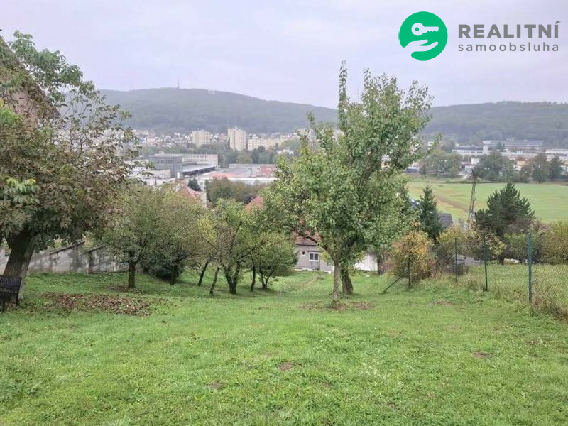 Pozemek k bydlení 722 m2 - Nad Humny, Zlín - obrázek č.2