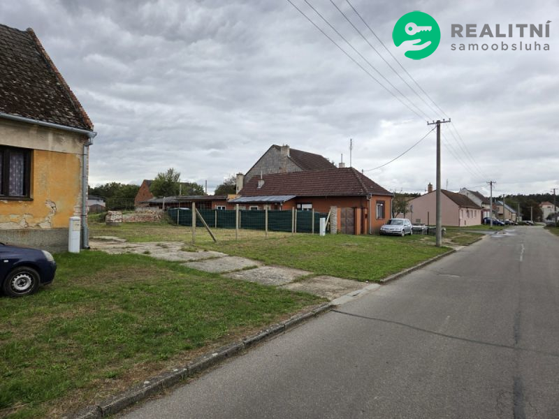 Stavební pozemek Vracov 1.794m2 - obrázek č.2