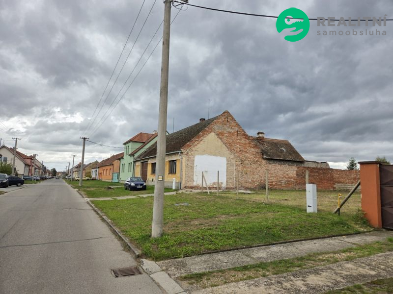 Stavební pozemek Vracov 1.794m2 - obrázek č.3
