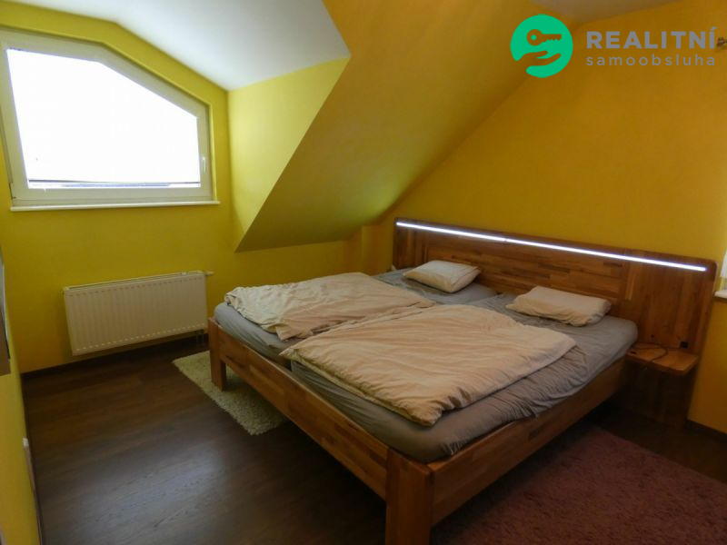 Prodej RD Rajhrad, 5+1, bazén, klimatizace - obrázek č.16