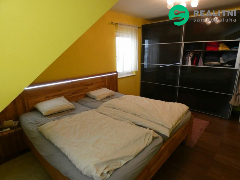 Prodej RD Rajhrad, 5+1, bazén, klimatizace - obrázek č.17