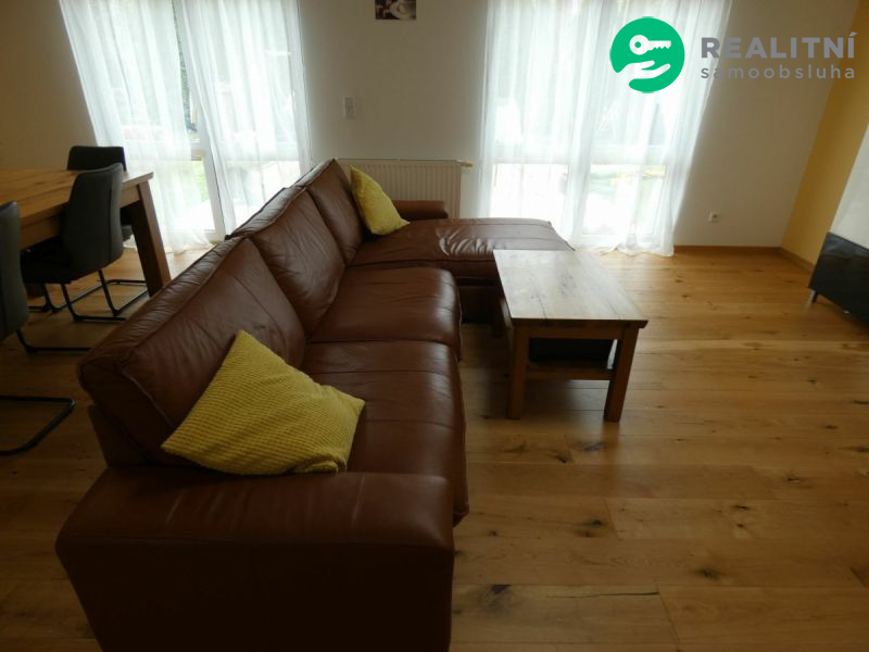 Prodej RD Rajhrad, 5+1, bazén, klimatizace - obrázek č.23