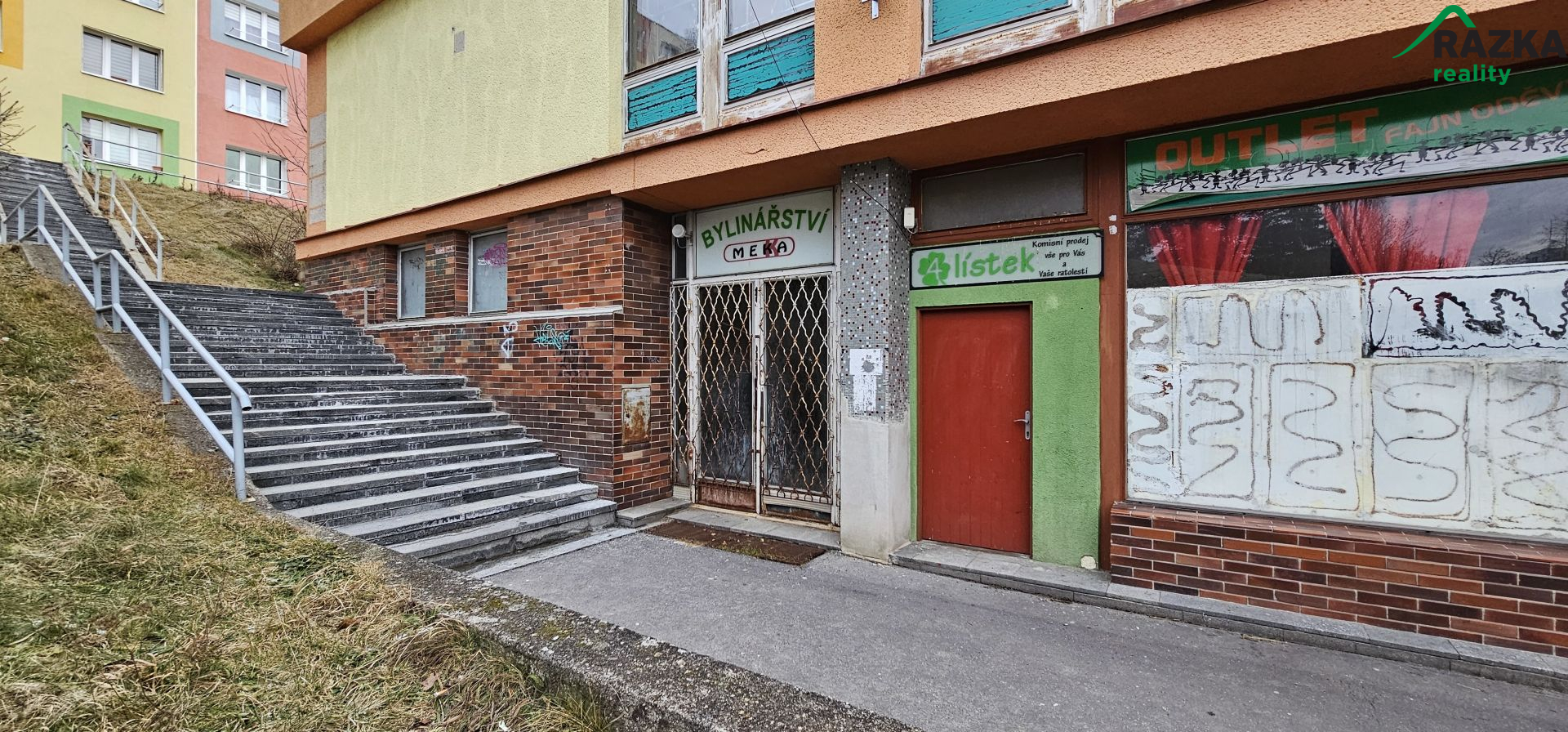 Pronájem nebytových prostor – Tachov, bývalé „Centrum“ - titulní obrázek