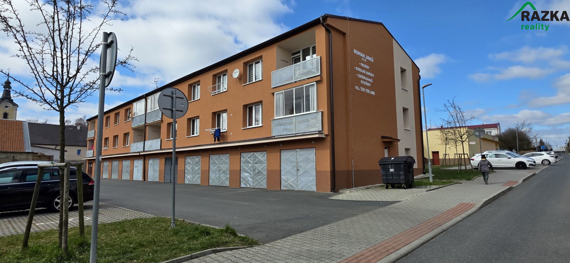 Byt 3+1 (68 m2) s lodžií a garáží Chodová Planá - titulní obrázek