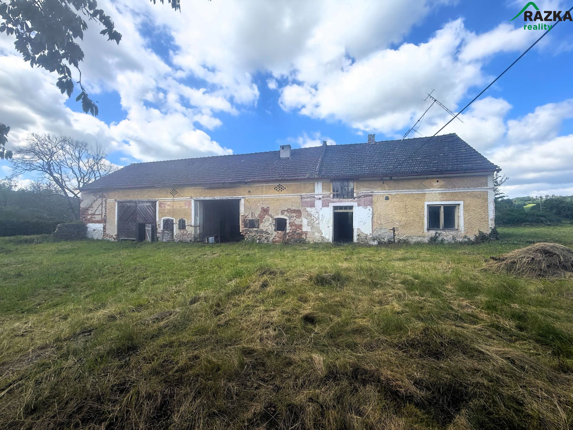 byvala_zemedelska_usedlost_886_m²_Stitary_nad_radbuzou