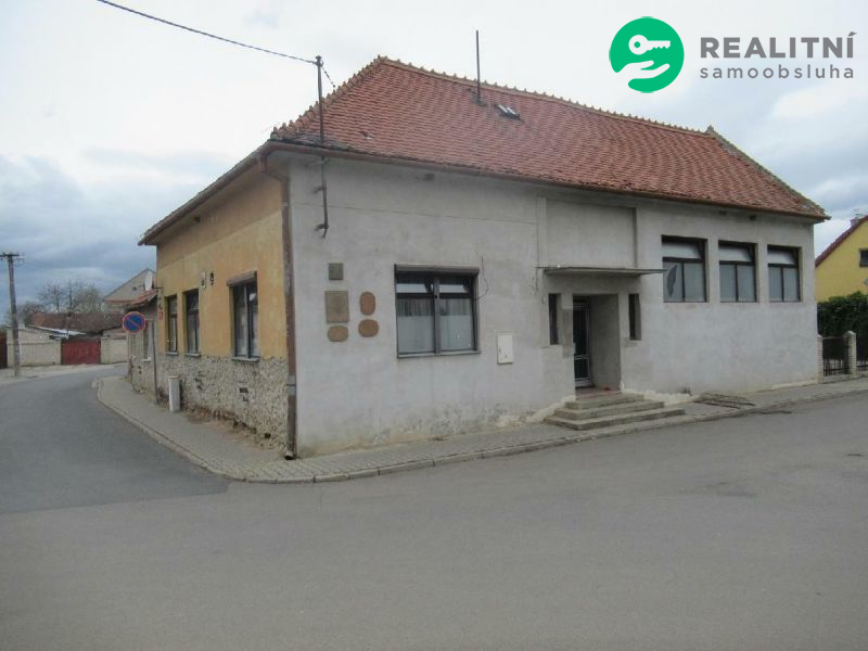prodej_komercniho_objektu_s_moznosti_sirokeho_vyuziti_ve_veseli_nad_moravou