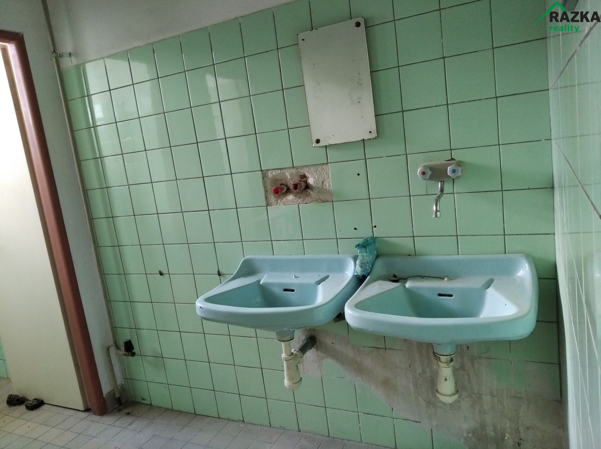 Areál na okraji Horažďovic, vhodný pro výrobu i bydlení - obrázek č.21
