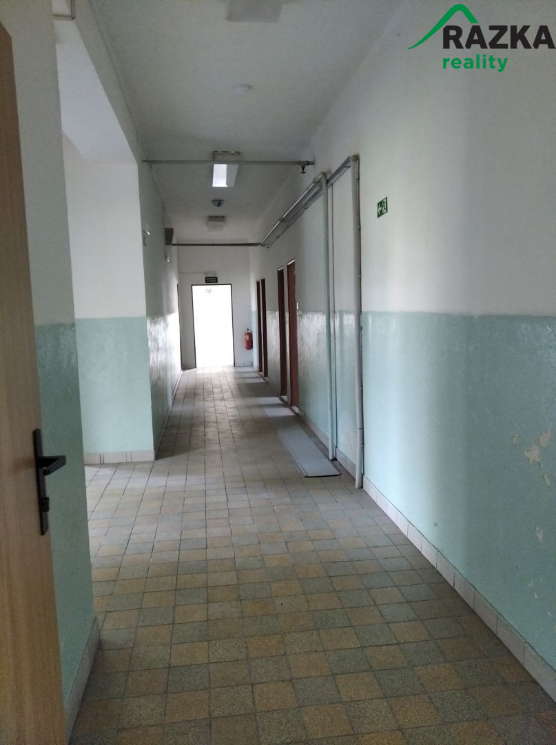 Areál na okraji Horažďovic, vhodný pro výrobu i bydlení - obrázek č.25