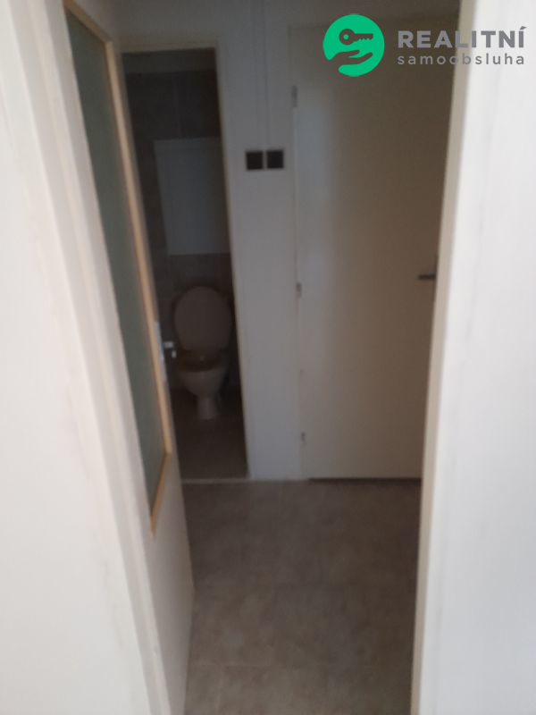 Pronájem kanceláře 15m² v Mostě - obrázek č.2