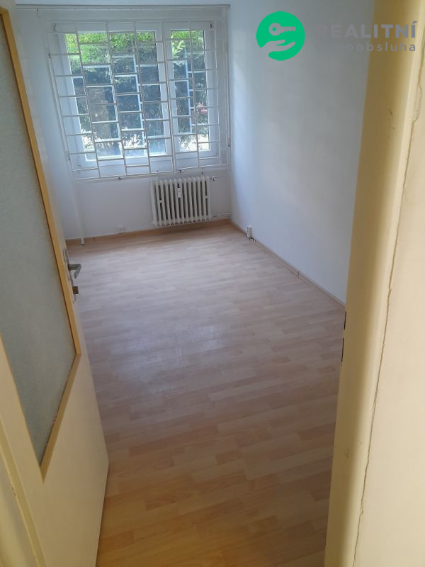 Pronájem kanceláře 11m² v Mostě - titulní obrázek
