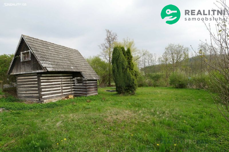 Stavební pozemek s chatičkou - obrázek č.2
