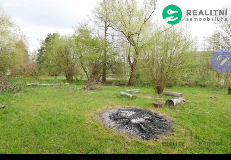 Stavební pozemek s chatičkou - obrázek č.3