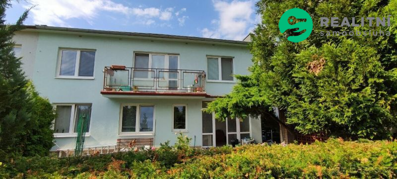 Rodinný dům vhodný i k ubytování - titulní obrázek